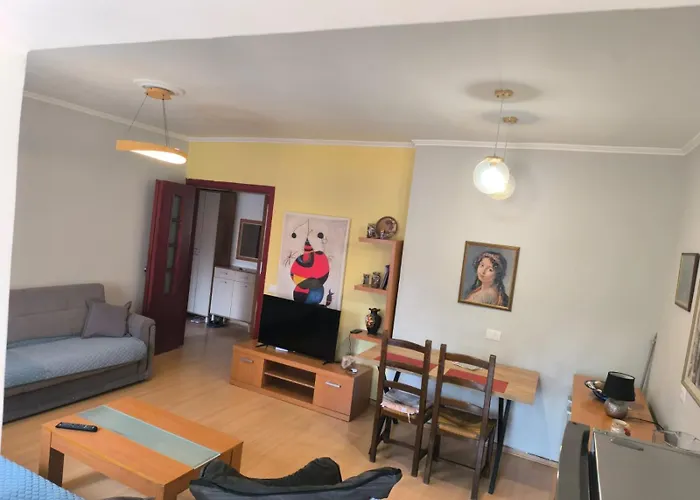 Next To Blloku Lovely Apartment-comodissimo Centro * Тирана