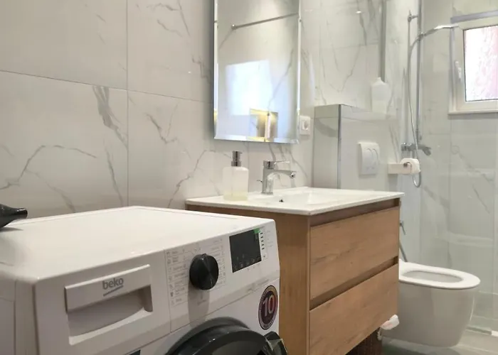 Next To Blloku Lovely Apartment-comodissimo Centro *